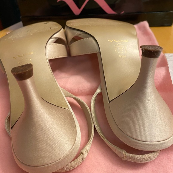 Nina champagne satin formal heel - Picture 6 of 8